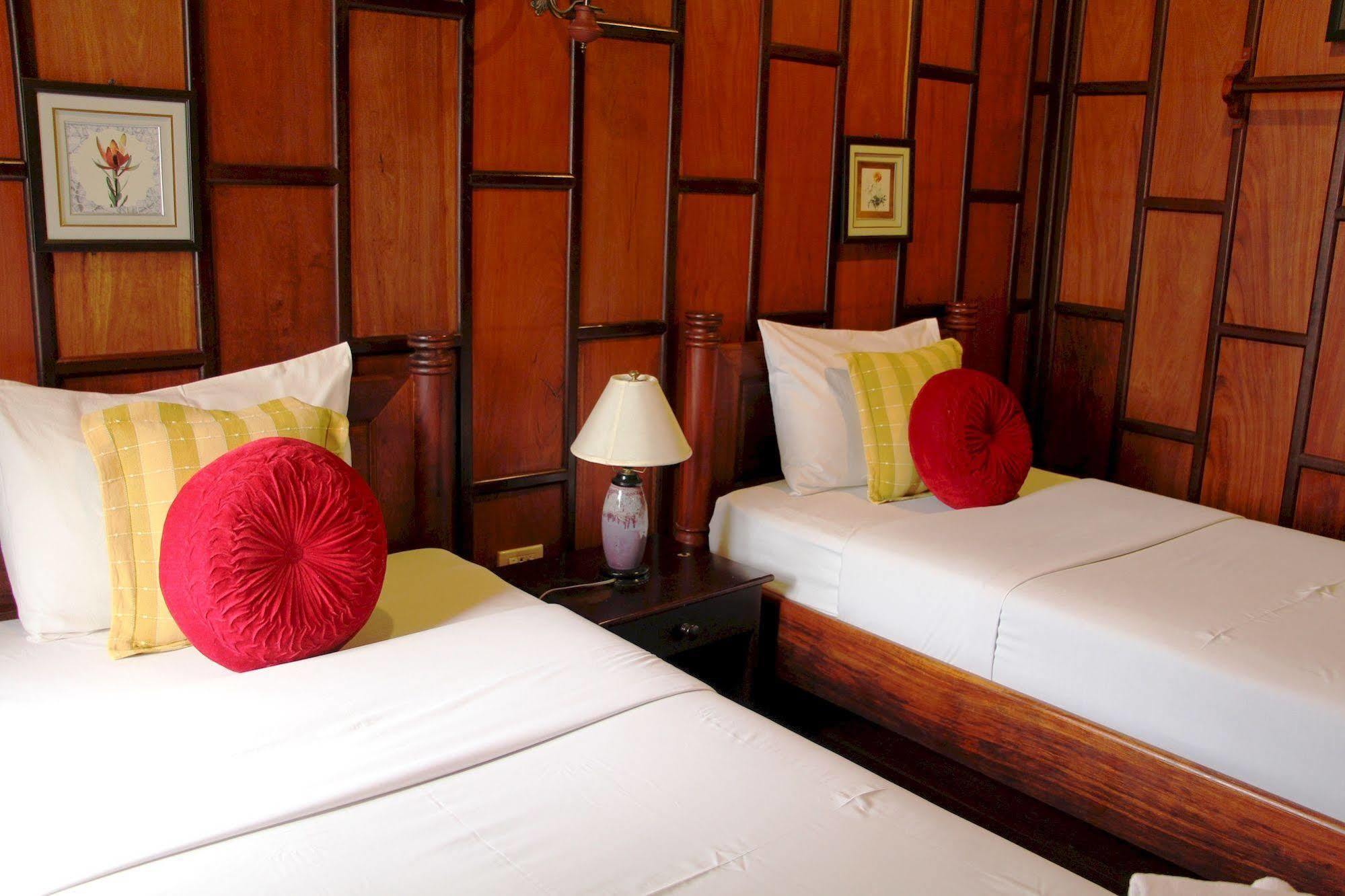 Villa Senesouk Luang Prabang Exterior foto