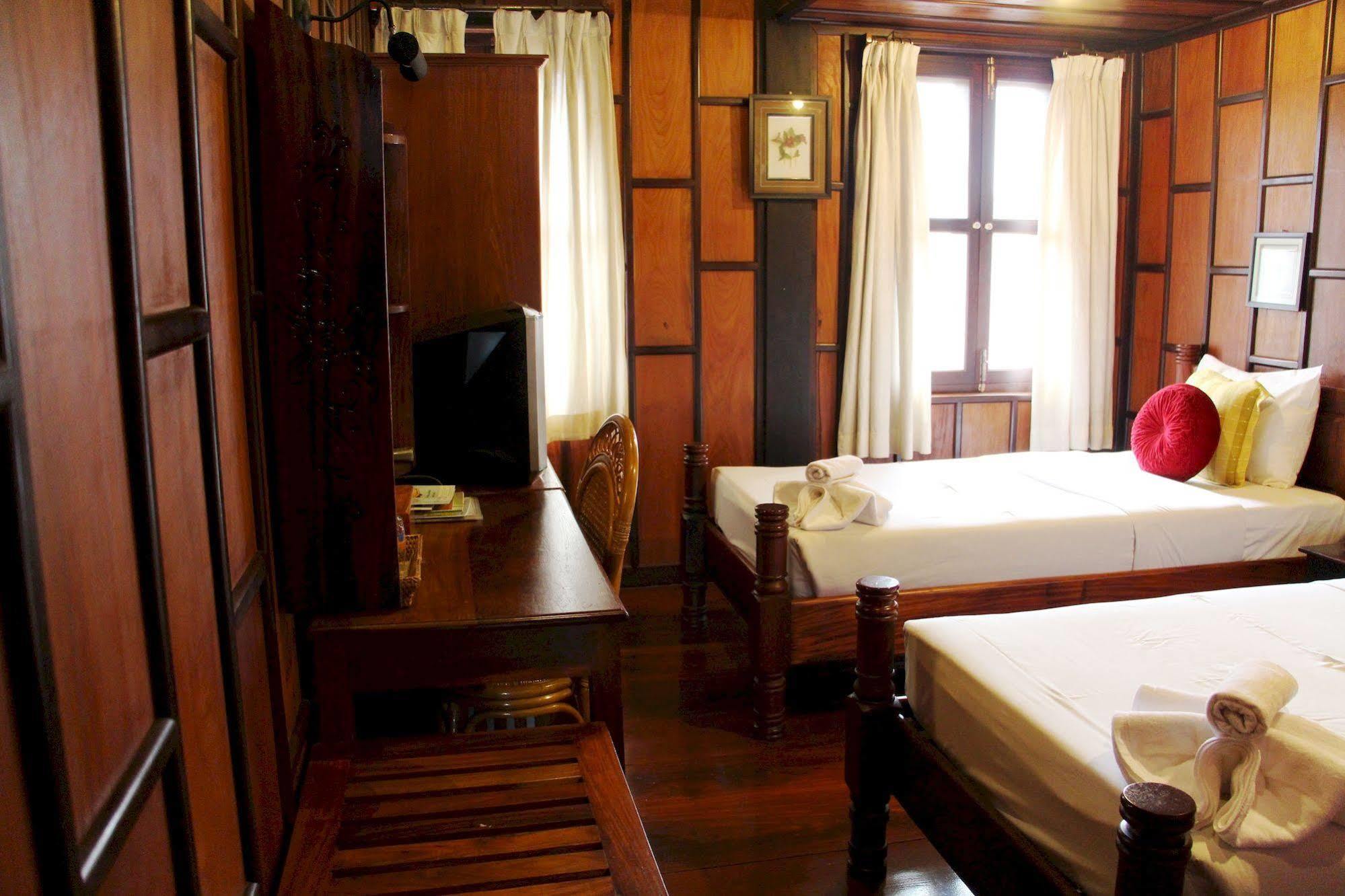 Villa Senesouk Luang Prabang Exterior foto